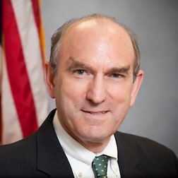 Le nuove minacce alla stabilità dei Paesi occidentali e il ruolo del Consiglio nazionale di sicurezza. Parla Elliott Abrams, ex vice consigliere per la sicurezza nazionale del presidente George W. Bush. - RaiPlay Sound